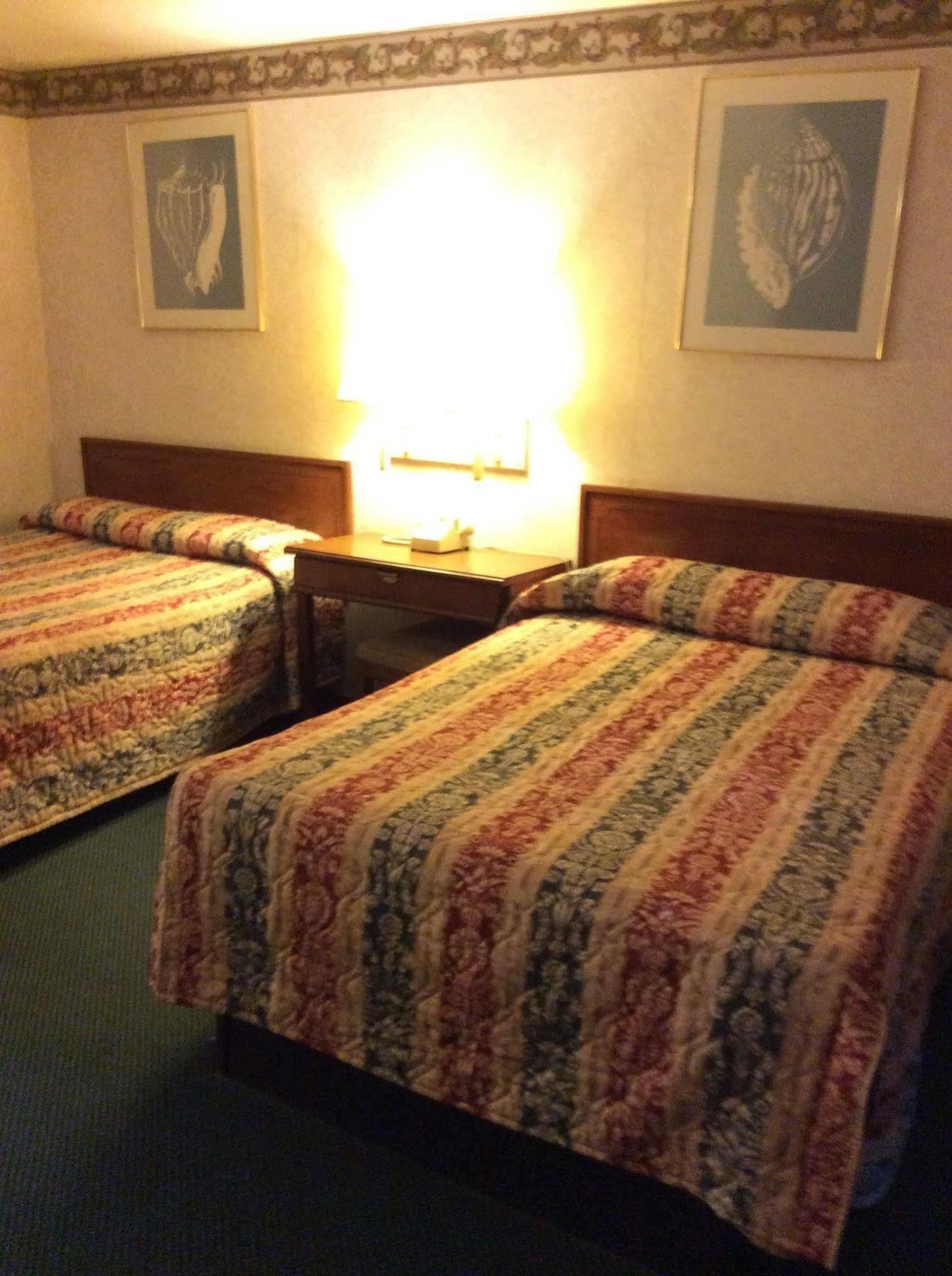 Ordinary Tide Water Motel Hayes מראה חיצוני תמונה